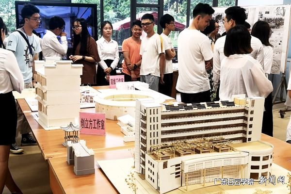 virtual_attach_file.vsb?afc=-LmvW4UzLPUmLsLH8VfMmQ2oz9PM4CgiMNW7olLbo7l4LzL0gihFp2hmCIa0oSyZUYh7MkhVMzNbnNnRo7MRL7MRUmGaMR6knzLiMmU8oRnFU4V7L4vaozfFLz7sol7Jqjfjo4OeosXEgDTJQty0LzLiLSyPM4vDMR7JqdLnx&oid=2103874463&tid=1351&nid=177641&e= 展厅一角p.jpg