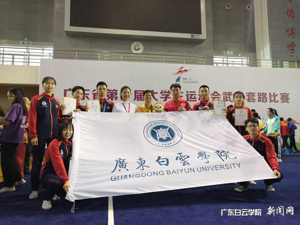 v2veo4Oe_jw0qIbtpYyPL4UPg474MRvDLSbw62t8c&oid=2103874463&tid=1341&nid=134761&e= ½ÌÁ·Ô±ºÍÔË·¢¶¯Ò»ÆðºÏÓ°.jpg