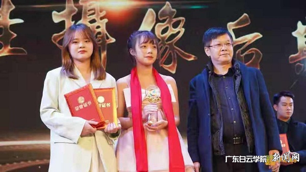 virtual_attach_file.vsb?afc=1n77miM4-aLzAkoNzlDM7-YUNM2nmCTYnNM2MzW7Mz6RoRl0gihFp2hmCIa0n1hRMYyPMSyaMRrVLmGPMzlPL4-bLlUiMmlbLzNPL8CbL4MFMRWfLRLiM4WFLlUPoRCJqjfjo4OeosXEgDTJQty0LzL8LSyYMz-YLR7Jqdtnx&oid=2103874463&tid=1341&nid=252201&e= ×î¼ÑÉãÓ°ÓëºóÆÚ½±°ä½±ÏÖ³¡.jpg