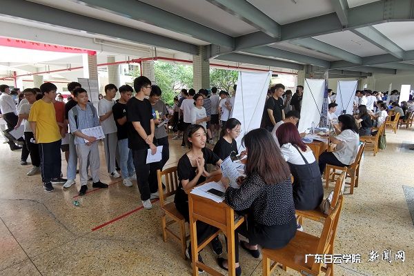 virtual_attach_file.vsb?afc=2LNVdfUzr7oRARo-z6fMmfkLRM7U8CWsnlL4oR-aoRlZnmC0gihFp2hmCIa0MYy4n1h2nShRM8UbMlUiLmUYMm74o7VRLNQ2L77Zo7M2oRVFMz9bM8UDMNQFLzVfLl7Jqjfjo4OeosXEgDTJQty0LzL8LSyYMRN4Lz7JqdHnx&oid=2103874463&tid=1341&nid=249311&e= ÃæÊÔ¾ÙÐÐÖÐ-2.jpg