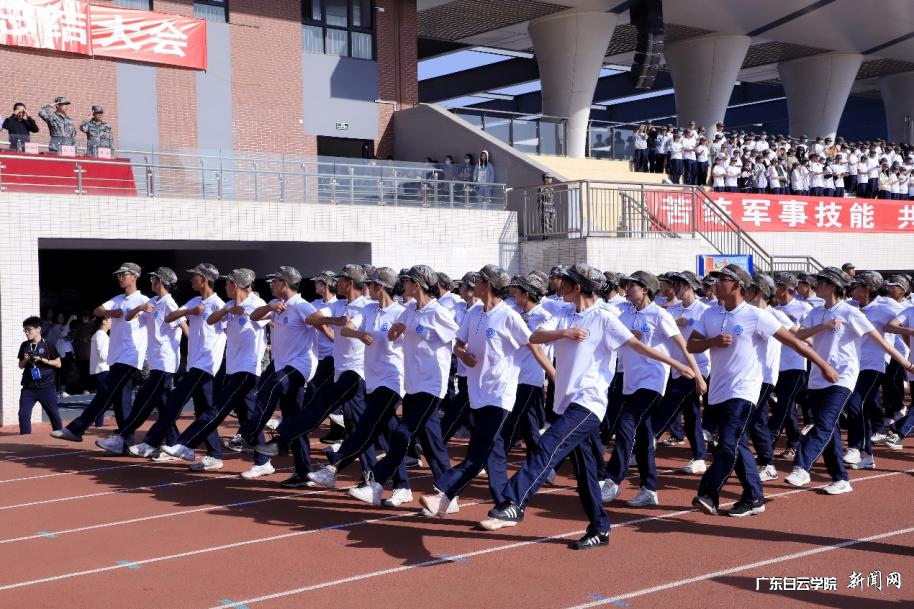 Õý²½Ç°½ø.png Õý²½Ç°½ø.png