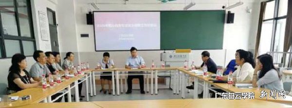 v2veo4Oe_jw0qIbtpYyPL4UPg474Lm9iLSbw62p8c&oid=2103874463&tid=1341&nid=132851&e= 聚会现场.jpg