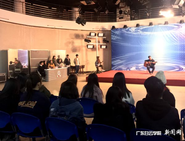 v2veo4Oe_jw0qIbtpYyPL4lPg47soz7sLSbw62p8c&oid=2103874463&tid=1351&nid=179171&e= ½ÇÖðÏÖ³¡Í¼3P.jpg