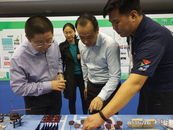 v2veo4Oe_jw0qIbtpYyPL4UPg474M4LDLSbw62-8c&oid=2103874463&tid=1341&nid=137361&e= 0b4ceb7c7bd295811361f5c51514e6d9.jpg