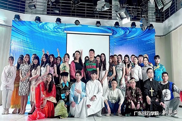 virtual_attach_file.vsb?afc=7MmrVRL4n2UmLiU24VkL8lbM478nz7d8Lz7sU4UanmnVLRC0gihFp2hmCIa0LkhVoSyDL1y4UNM7MmA2oRLaoRrfnmGsL8CsL8CDM7QVnR6FL8MfL4CYUlVFMRf7nmLJqjfjo4OeosXEgDTJQty0LzL8LSyYMRNaMz7Jqd-nx&oid=2103874463&tid=1341&nid=249051&e= Õ¹ÑݺÏÓ°.jpg