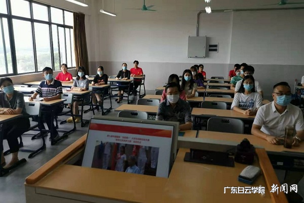 virtual_attach_file.vsb?afc=7Um-VDo7n2nlU4n2Rf7LlCsoRU8LRfdfMllDo7WfUN7DLzC0gihFp2hmCIa0nSyPokyaoSh7Mz9DUmAkMz-soRW7MNCbMm-DLmV2U49YLmMFUmLYL7UZMzWFLmLPUmNJqjfjo4OeosXEgDTJQty0LzL8LSyYMRNaLz7Jqd-nx&oid=2103874463&tid=1341&nid=249011&e= ±±Ð£ÇøÊ¦ÉúԢĿÏÖ³¡2.jpg