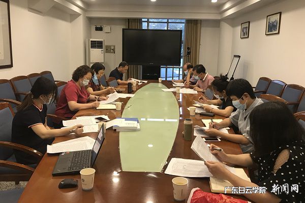 v2veo4Oe_jw0qIbtpYyPL4UPg4-iMml8LSbw62v8c&oid=2103874463&tid=1341&nid=256541&e= ¾Û»áÏÖ³¡.jpg