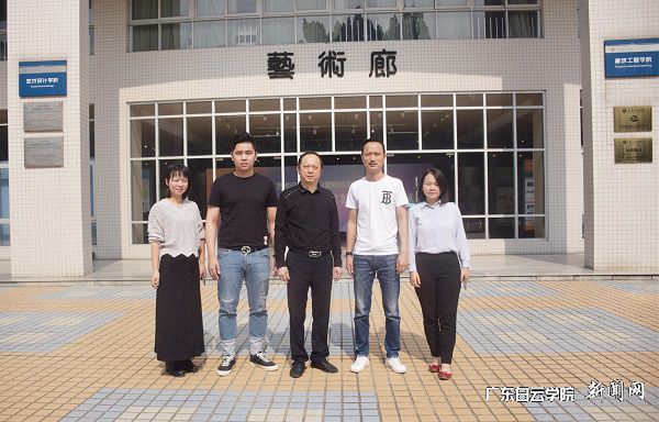 v2veo4Oe_jw0qIbtpYyPL4UPg474LzNbLSbw62m8c&oid=2103874463&tid=1341&nid=131991&e= Ë«·½ºÏÓ°.JPG