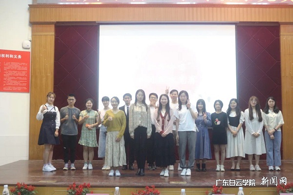 virtual_attach_file.vsb?afc=IM8V52Lzvio7VfMCNn2nznfnRliL7CQYL77PMm9snRLYnRG0gihFp2hmCIa0L1yiokyaokyaoz7iU8-ZLzNsoRQkU8LiLRffUzC4L7V7LRfFU474M8MRoRMFLm7aMmLJqjfjo4OeosXEgDTJQty0LzL8LSyYMzGaMz7Jqdqnx&oid=2103874463&tid=1341&nid=250051&e= 活动后合影留念.jpg