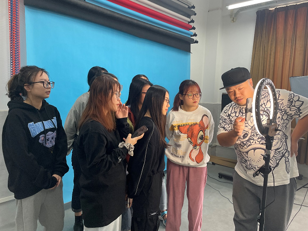 virtual_attach_file.vsb?afc=LM4VMkL4LZMRLDUo87iolUZnmCsnm9uao7UaM4GbU4AkLzC0gihFp2hmCIa0LSysLkhVLkhRMm-bMzT2U8U8L7WfUNWVU4WVMlLYMmlDM4MFL4Cioz-ZLlQFoRfVM7LJv2bjo4OeosXEgDTJQty0LzL8LSyYMRlYMR7JqdUnx&oid=2103874463&tid=1341&nid=245241&e= cd334b8657bc0b02c34cdb5843e0b244.png