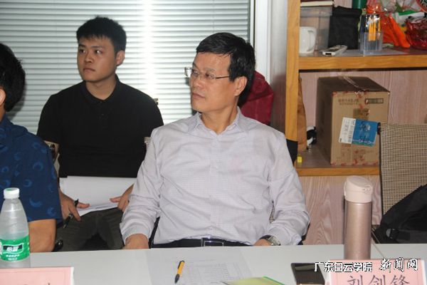 v2veo4Oe_jw0qIbtpYyPL4UPg474MRNZLSbw62w8c&oid=2103874463&tid=1341&nid=134981&e= Áõ½£·æ¼ÓÈëÒÕÊõÉè¼ÆÑ§Ôº½áÒµÉè¼Æ´ð±ç.jpg