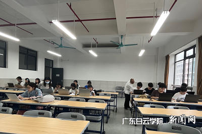 virtual_attach_file.vsb?afc=PUmTY2o7VVLm-PL47n2nNQ2U4TkUzl8YLmfkUmV7LmV7nmL0gihFp2hmCIa0UYyDL1yiMYysU4lbM7nkM4LDoR7iL8UsL874M7-aU8WknmWFLlC4ol7snlQFLm67UzNJv2bjo4OeosXEgDTJQty0LzLiLSyPM4LiMz7Jqdinx&oid=2103874463&tid=1351&nid=173551&e= 第四场角逐实况.png