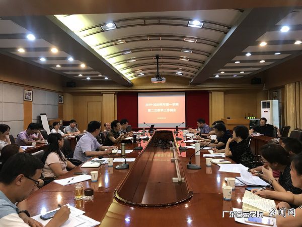 v2veo4Oe_jw0qIbtpYyPL4UPg474L4GbLSbw6268c&oid=2103874463&tid=1341&nid=133091&e= 聚会现场.jpg