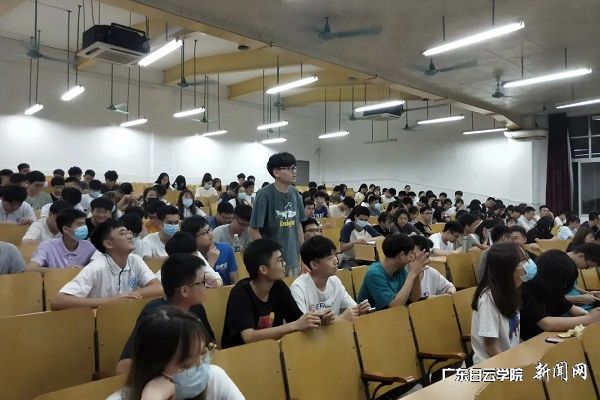 v2veo4Oe_jw0qIbtpYyPL4UPg4-8oz74LSbw62W8c&oid=2103874463&tid=1341&nid=249131&e= µÚÒ»½²¡ªÑ§Ô±ÃÇÆð¾¢¼ÓÈë .jpg