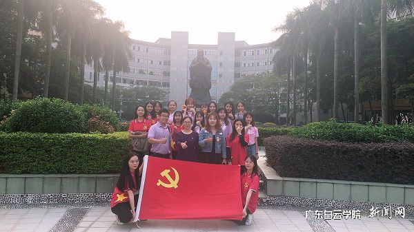 v2veo4Oe_jw0qIbtpYyPL4UPg474LzNYLSbw6218c&oid=2103874463&tid=1341&nid=131921&e= Ë«·½½»Á÷´ú±íºÏÓ°.jpg