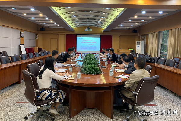 virtual_attach_file.vsb?afc=_Uz9FYUzv4M4NZL97QknmfRLmVkU4GAPnzUsU8lZUNCYnmv0gihFp2hmCIa0LYyPLYybM1yiMz7PUzVVLmGiozrfUz7aMlUiMmGYU4vbUmrFnNlsLR98Mm6FMNWkUN-Jv2bjo4OeosXEgDTJQty0LzL8LSyPL47bL47Jqd1nx&oid=2103874463&tid=1341&nid=131931&e= 报告会现场.png