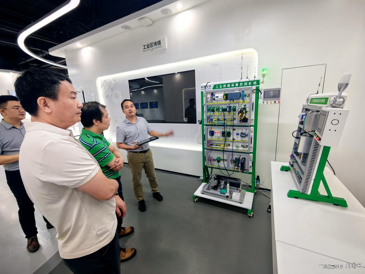 图片 1.png 图片 1.png