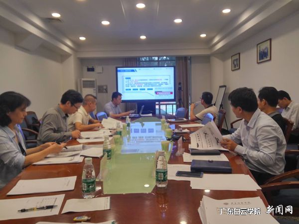 v2veo4Oe_jw0qIbtpYyPL4lPg47sM47ZLSbw62g8c&oid=2103874463&tid=1351&nid=177181&e= µÚ¶þ¾Û»áÊÒÂÛÖ¤»áÏÖ³¡.jpg