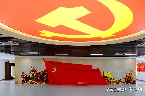 v2veo4Oe_jw0qIbtpYyPL4UPg4-8oRlaLSbw62g8c&oid=2103874463&tid=1341&nid=248501&e= 5ÐûÊÄ´óÌü.JPG