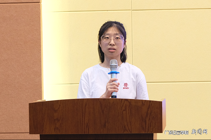 ¡°×î¼Ñ×éÖ¯½±¡±´ú±íºî·¼ÏÈÉú½²»°.png ¡°×î¼Ñ×éÖ¯½±¡±´ú±íºî·¼ÏÈÉú½²»°.png