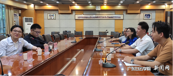 virtual_attach_file.vsb?afc=fnmUkDLmv8L8CDnRmTVnmCPLN-4U4A7fU47YUzWRMzL8L4L0gihFp2hmCIa0LYhfokyDLkysoRMkolQ7UzvDozGPnNlYLRTkLm-PM8UDLmWFUlQRo7C4ozrFMRl8n77Jv2bjo4OeosXEgDTJQty0LzL8LSyYMRNiM47JqdVnx&oid=2103874463&tid=1341&nid=249571&e= 洽谈现场.png