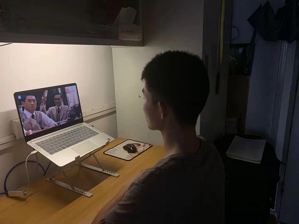 v2veo4Oe_jw0qIbtpYyPL4UPg4-8oR-ZLSbw62u8c&oid=2103874463&tid=1341&nid=248281&e= d1c9570263341887311ec3d3da8f078b.jpg