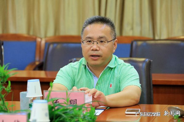 v2veo4Oe_jw0qIbtpYyPL4UPg474MR9sLSbw62j8c&oid=2103874463&tid=1341&nid=134871&e= лª¼¯ÍÅ×ܲÃÕÅÃ÷½éÉÜлªÑ§Ôº.jpg