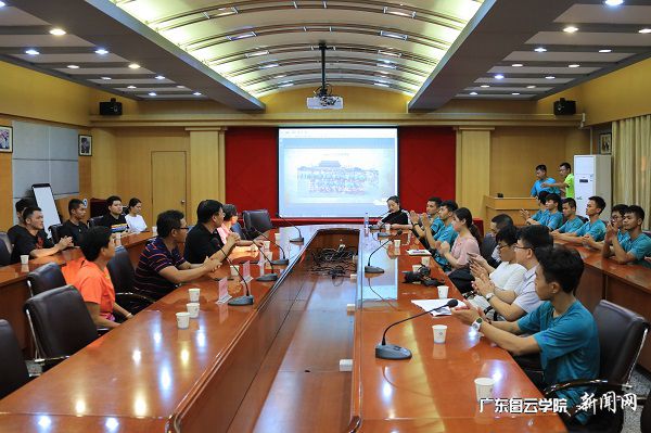 v2veo4Oe_jw0qIbtpYyPL4UPg474LmUPLSbw62F8c&oid=2103874463&tid=1341&nid=132411&e= ¾Û»áÏÖ³¡.jpg