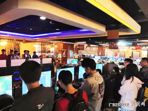 v2veo4Oe_jw0qIbtpYyPL4lPg47sozCPLSbw62Q8c&oid=2103874463&tid=1351&nid=179611&e= 活动现场.jpg