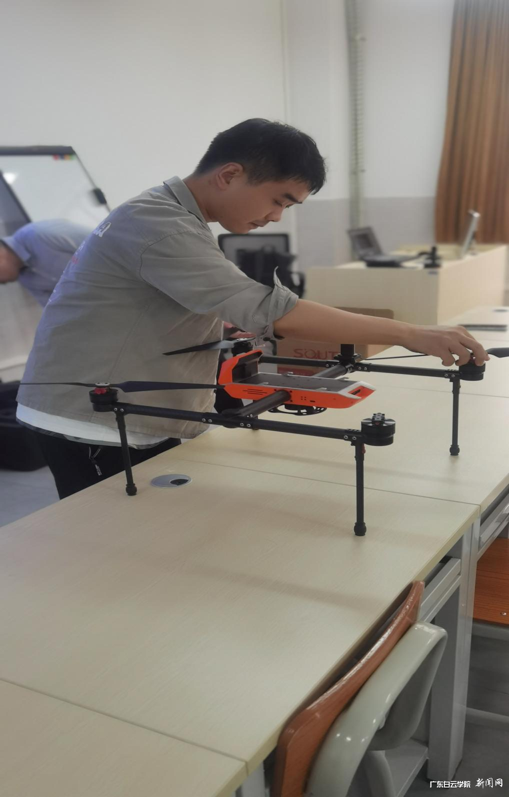 ͼƬ 2.png ͼƬ 2.png