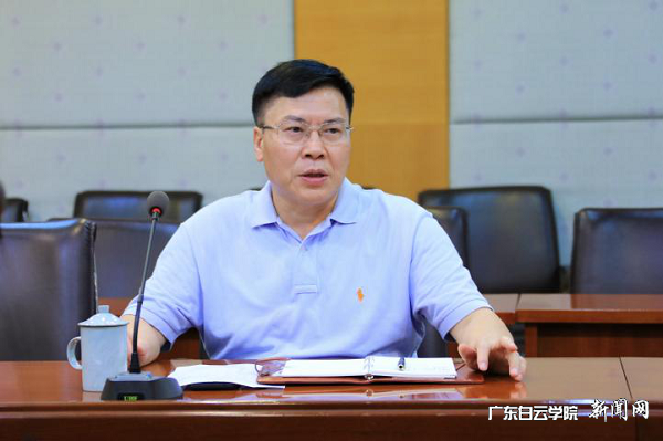 virtual_attach_file.vsb?afc=rM7LIinl7PMN7PU54C4olL8Mm9YnlVCfMln2nRT7oz7iM4L0gihFp2hmCIa0LYh7nkyYM1h2o7UDLRL4MmlDM4GZUlLDU8CaU8laLz9aLmAFMl7boRM2UzVFL8n7o77Jv2bjo4OeosXEgDTJQty0LzL8LSyYMRNbMR7JqdQnx&oid=2103874463&tid=1341&nid=249941&e= 黄大乾校长讲话.png