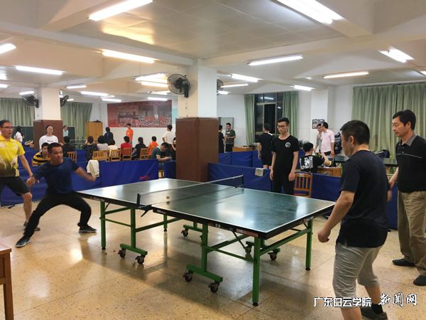 v2veo4Oe_jw0qIbtpYyPL4UPg474Mz-DLSbw62e8c&oid=2103874463&tid=1341&nid=135261&e= 精彩双打.jpg