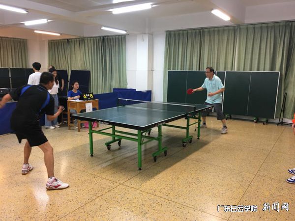 v2veo4Oe_jw0qIbtpYyPL4UPg474Mz-DLSbw62e8c&oid=2103874463&tid=1341&nid=135261&e= 决赛男单对决.jpg