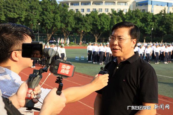 v2veo4Oe_jw0qIbtpYyPL4UPg474Lml8LSbw6298c&oid=2103874463&tid=1341&nid=132541&e= »Æ´óǬ½ÓÊܼÇÕ߲ɷÃ.jpg