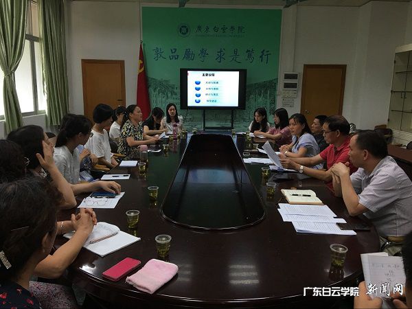 v2veo4Oe_jw0qIbtpYyPL4UPg474L4UYLSbw62P8c&oid=2103874463&tid=1341&nid=133421&e= 聚会现场1.jpg