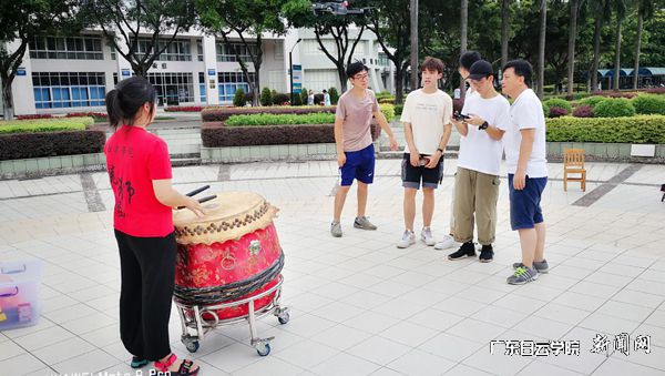 v2veo4Oe_jw0qIbtpYyPL4UPg474L4lZLSbw62P8c&oid=2103874463&tid=1341&nid=133581&e= ÏÈÉúÖ¸µ¼ÅÄÉã.jpg